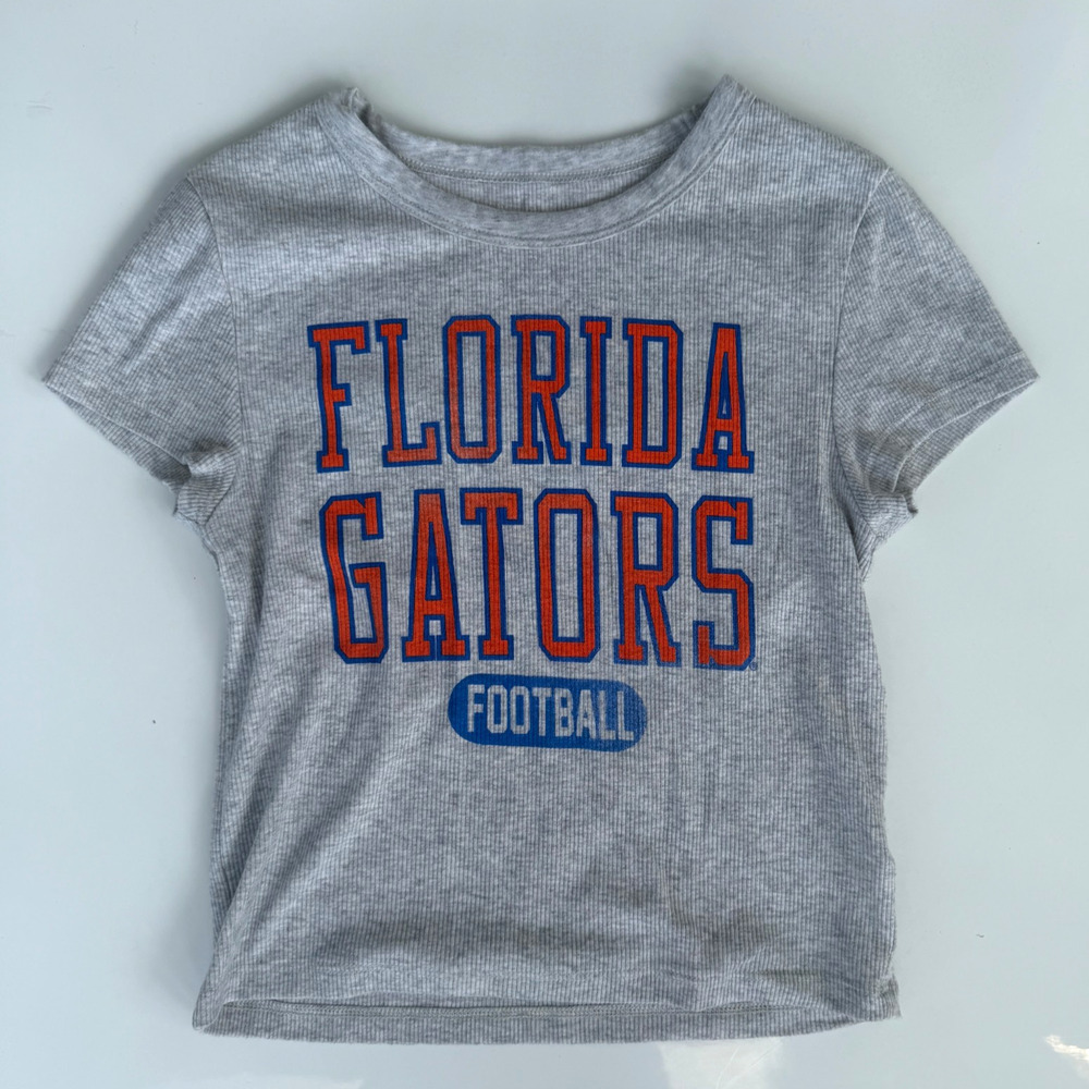 American Eagle Florida Gators Graphic Cropped Baby Tee Women's S Heather Gray